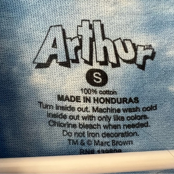 Arthur Hugs Not Drugs Tie Dye Tshirt NWOT SIZE Small - Picture 9 of 9